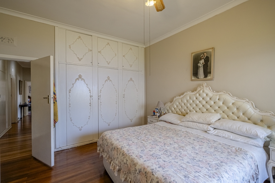 13 Bedroom Property for Sale in Summerstrand Eastern Cape